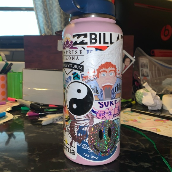 hi im elizabeth!!☮️🦋🍄 - Picture 5 of 5